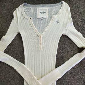 Girl light weight sweater